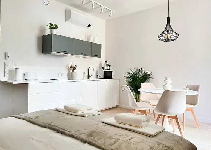 Premium With Air Conditioning For Couples In The Heart Of Krakow, Main Square *