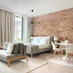 Apartman Premium With Air Conditioning For Couples In The Heart Of Krakow, Main Square Krakkó