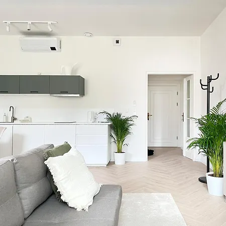 Premium With Air Conditioning For Couples In The Heart Of Krakow, Main Square Cracovia