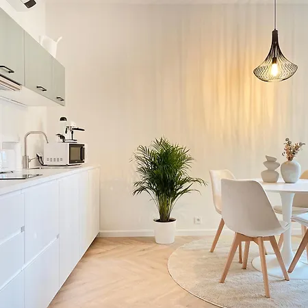 Premium With Air Conditioning For Couples In The Heart Of Krakow, Main Square