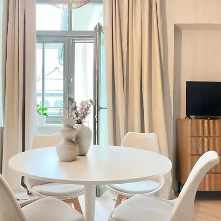 Daire Premium With Air Conditioning For Couples In The Heart Of Krakow, Main Square Krakow