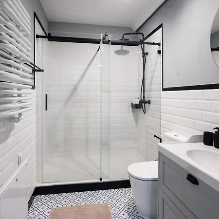 Premium With Air Conditioning For Couples In The Heart Of Krakow, Main Square