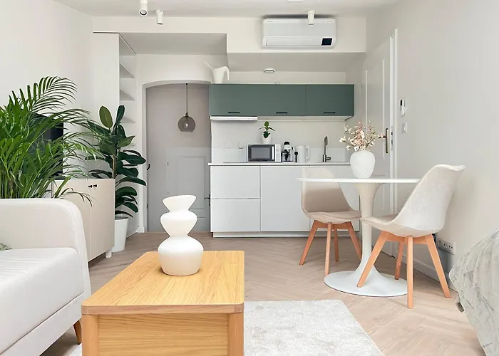 Premium With Air Conditioning For Couples In The Heart Of Krakow, Main Square * 克拉科夫