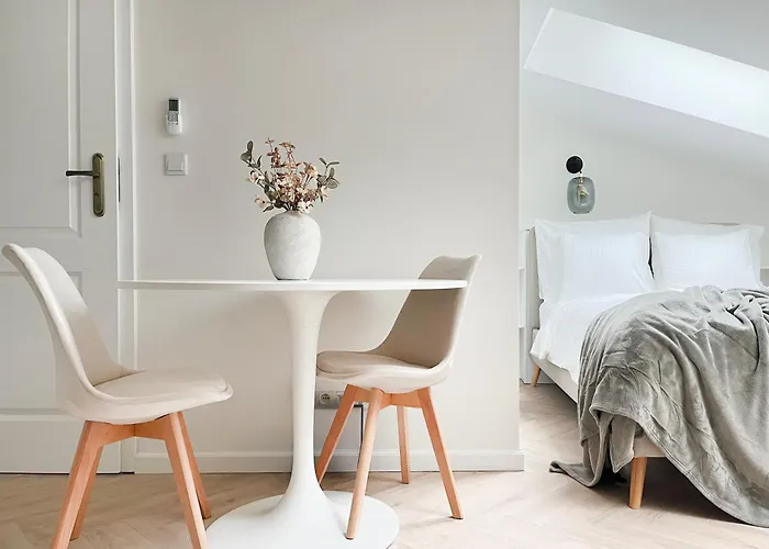 Premium With Air Conditioning For Couples In The Heart Of Krakow, Main Square 克拉科夫