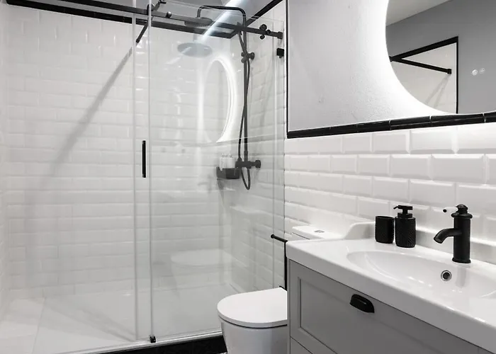 Premium With Air Conditioning For Couples In The Heart Of Krakow, Main Square 克拉科夫