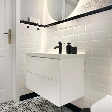 Premium With Air Conditioning For Couples In The Heart Of Krakow, Main Square Апартаменты Краков