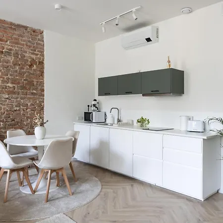 Апартаменты Premium With Air Conditioning For Couples In The Heart Of Krakow, Main Square Краков