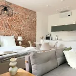 Premium With Air Conditioning For Couples In The Heart Of Krakow, Main Square * 크라쿠프