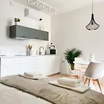 Premium With Air Conditioning For Couples In The Heart Of Krakow, Main Square *