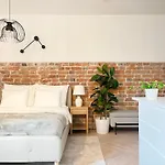 아파트 Premium With Air Conditioning For Couples In The Heart Of Krakow, Main Square 크라쿠프