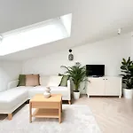 Premium With Air Conditioning For Couples In The Heart Of Krakow, Main Square