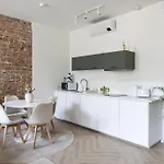 아파트 Premium With Air Conditioning For Couples In The Heart Of Krakow, Main Square 크라쿠프